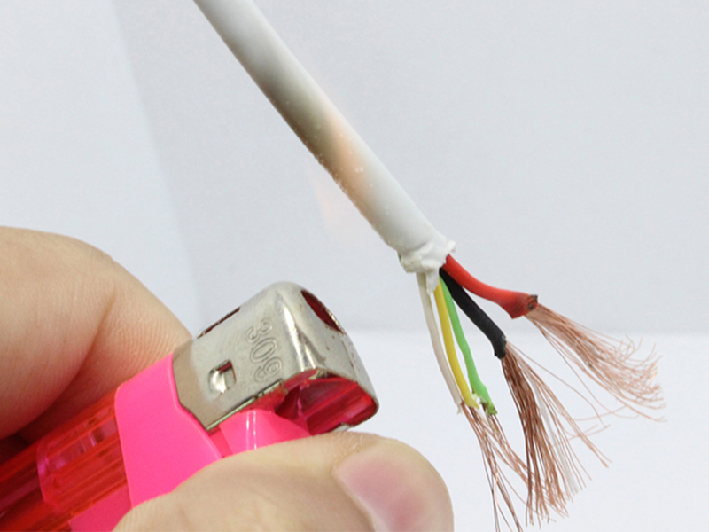 聯(lián)鑫德誠超級(jí)快充USB/Type-C數(shù)據(jù)線，高效快速